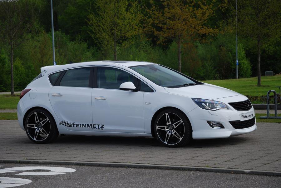  Opel Astra J by Steinmetz 2010 года  (фото 4 из 7)